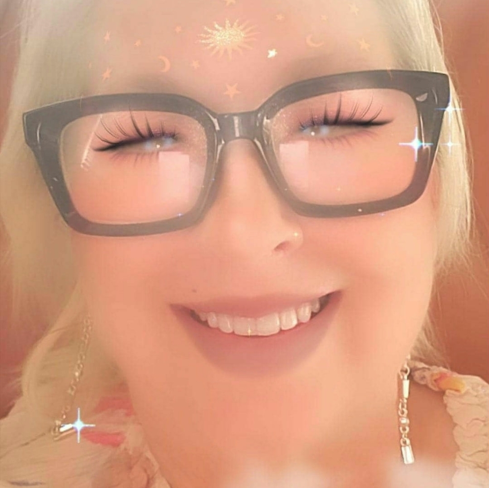 Meet your Posher, Janice
